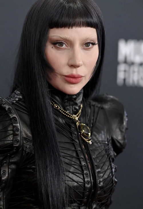 مدل موی بلند با چتری