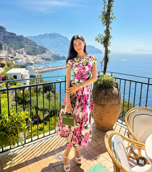 سبک پوشش بکا بلوم