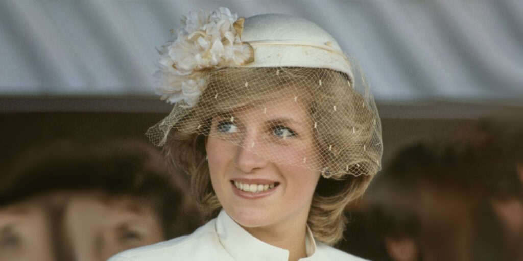 دایانا؛ شاهزاده‌ خانمی که با تکرار لباس‌ها به ما درس اصالت داد