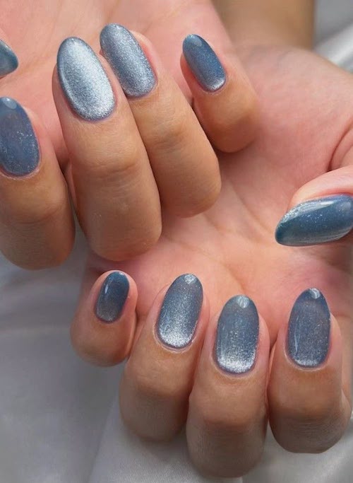 ناخن‌های مخملی