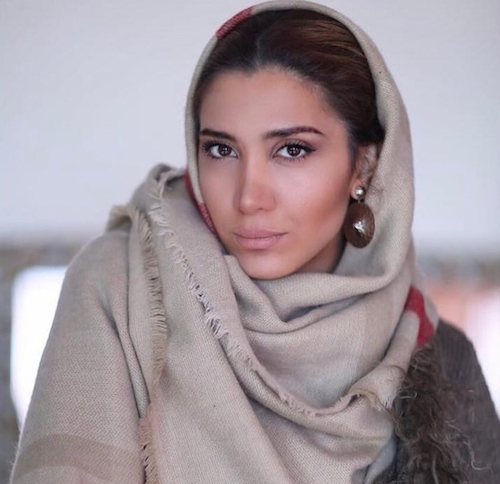 گوشواره‌های نیکی مظفری