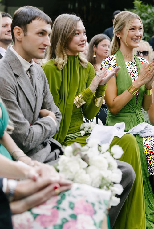 جی‌جی و بلا حدید در عروسی خواهرشان