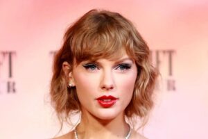 روتین پوستی تیلور سوئیفت که از درمان‌های میلیاردی مؤثرتر است!