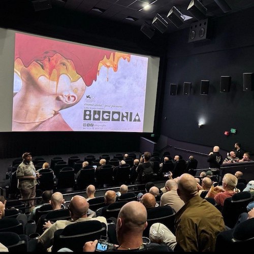 اکران فیلم جدید فقط برای کچل‌ها! شرط عجیب ورود به سینما در لس‌آنجلس خبرساز شد