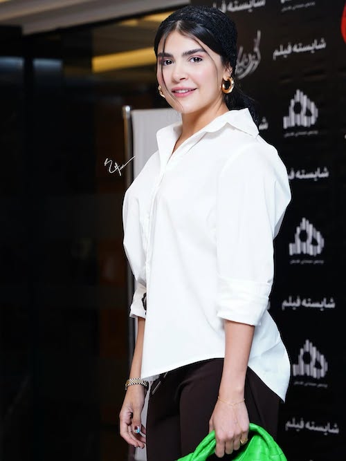 استایل ترندی رز ایزدی