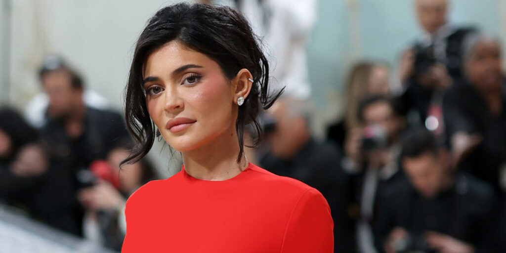 بازگشت کینگ کایلی