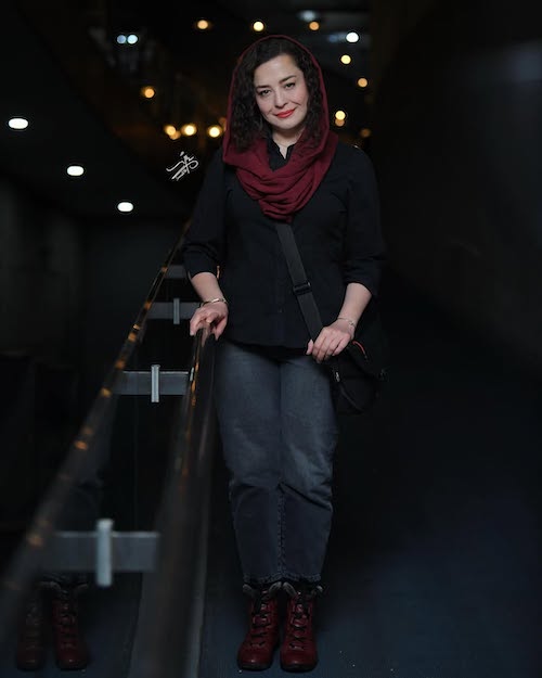 بوتهای قرمز مهراوه شریفینیا