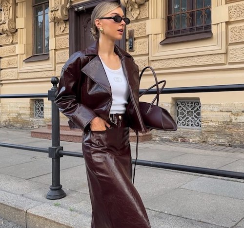 استایل پاییزی با دامن چرم