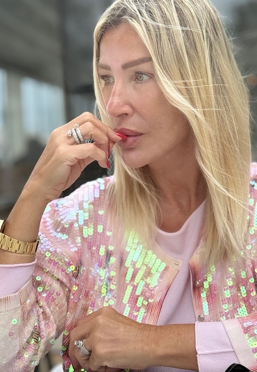 صورت بدون‌ آرایش سدا سایان