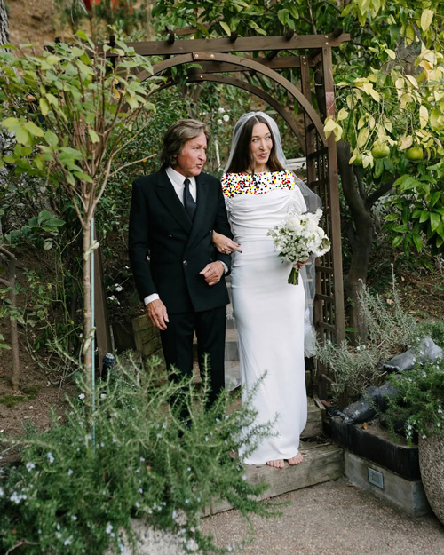 جی‌جی و بلا حدید در عروسی خواهرشان