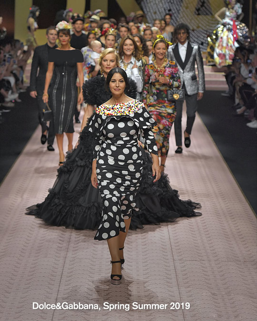 کت‌واک مونیکا بلوچی