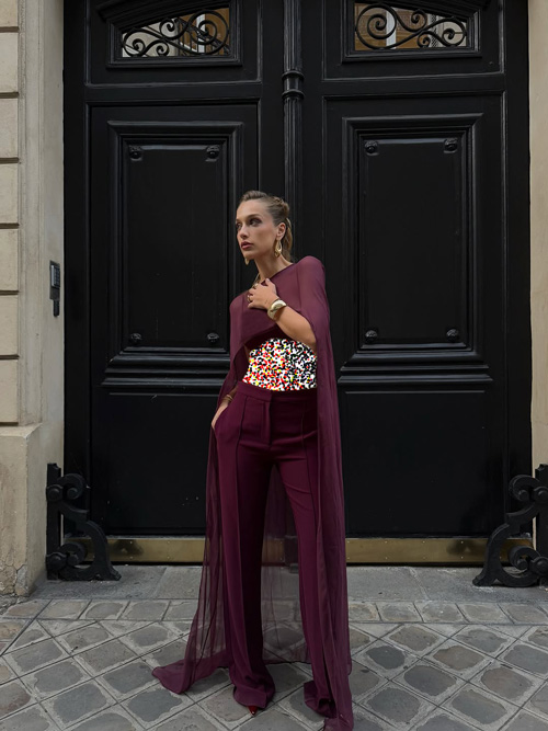 شباهت استایل رز ایزدی و مینا جرن