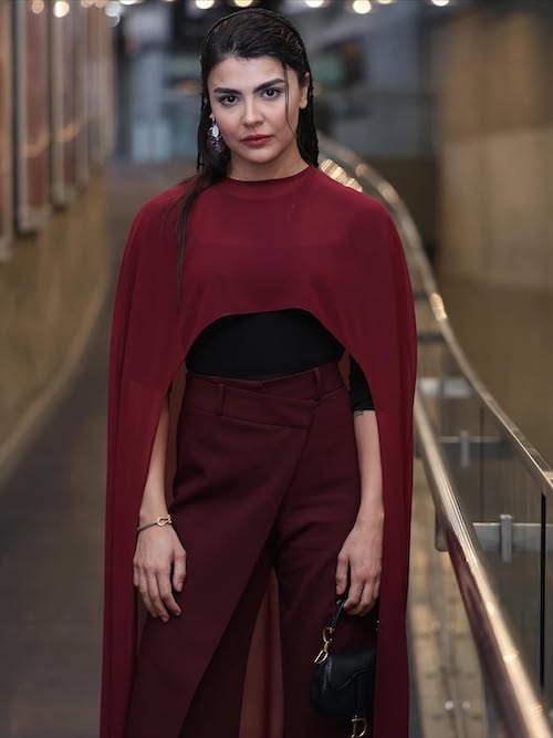 شباهت استایل رز ایزدی و مینا جرن