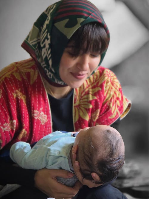 چتریهای مونا کرمی