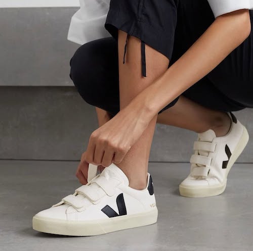 کفش‌های ویا