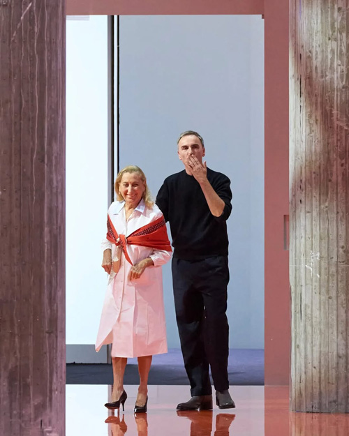 اسکارف‌ها در استایل میوچیا پرادا