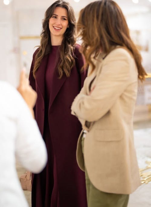 قرمز شرابی، رنگ سلطنتی