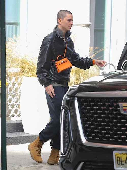 کیف نارنجی‌رنگ تیموتی شالامه