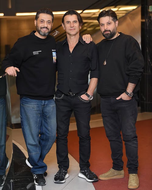 استایل مشکی امین حیایی