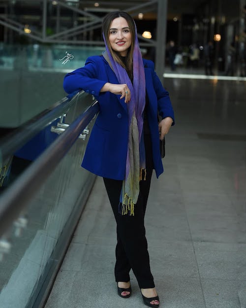 کفش نامتناسب گلاره عباسی