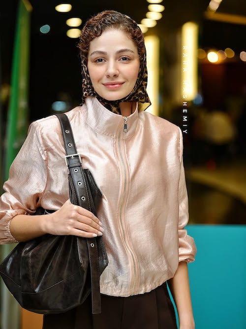 بامبرجکت صورتی مهتاب ثروتی