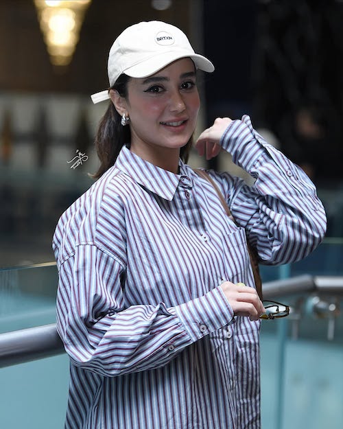 شومیز راه‌راه ساقی حاجی‌پور