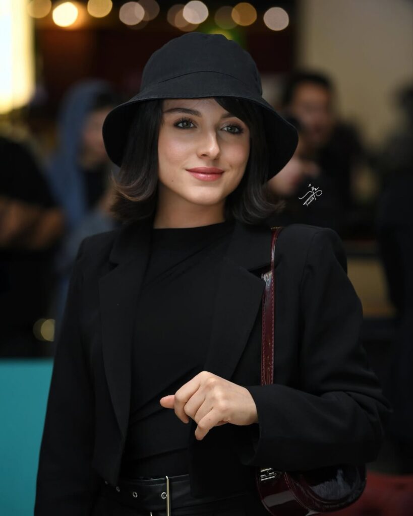 استایل مونوکروم فاطمه مسعودیفر