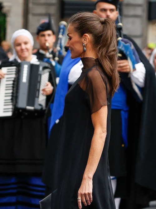 لتیزیا و دخترانش