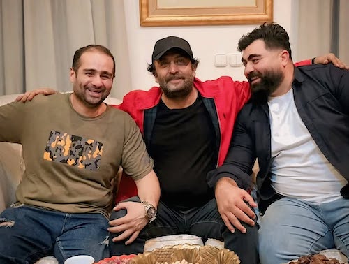 کت قرمز مصطفی زمانی