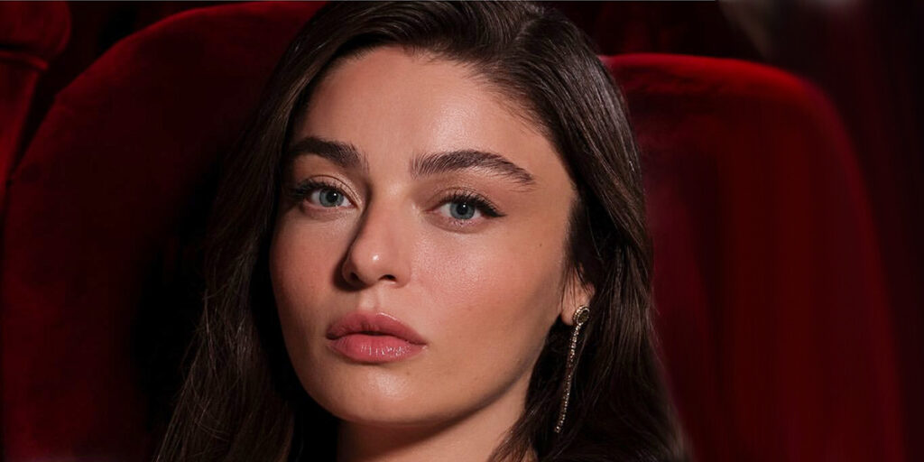 پاییز امسال به سبک بازیگر زیبای ترک، لایه لایه لباس بپوشید