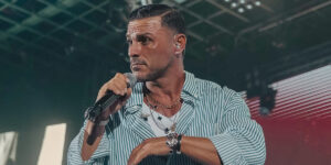 آرمین 2afm با استایلی به ارزش ۳ میلیارد تومان جلب توجه کرد!