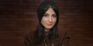 وقار و جذابیت در یک قاب؛ استایل پاییزی سمیرا حسن‌پور در عراق