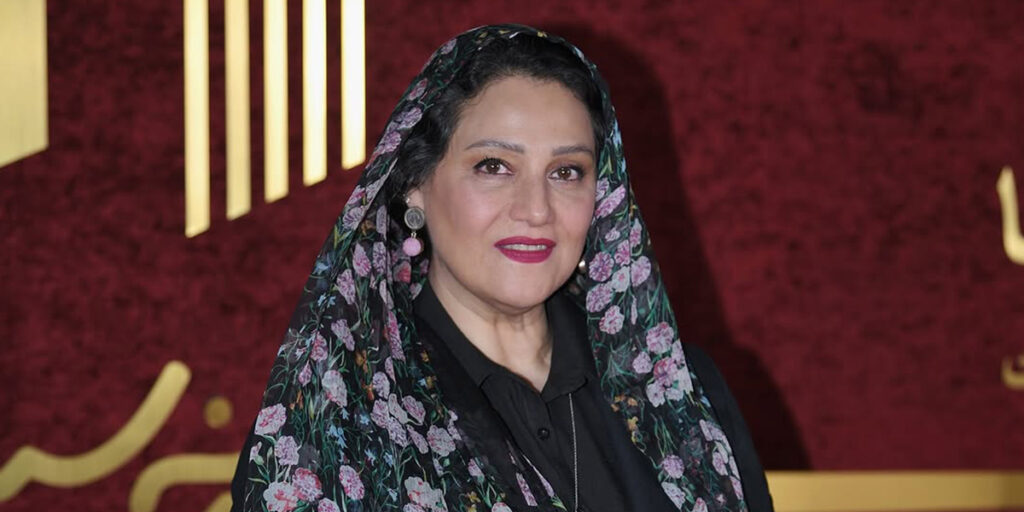 وقار و ظرافت در استایل با امضای رژ لب قرمز؛ شبنم مقدمی زیباتر از همیشه دیده شد