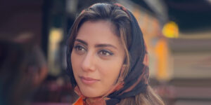 لات بازی مونا فرجاد با این استایل شلخته در اینستاگرام پربازدید شد!