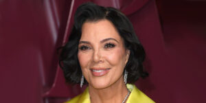 تصاویر جدید مادر کارداشیان‌ها که انگار نه انگار ۶۹ ساله است!