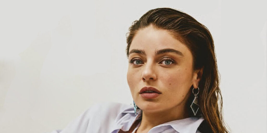 پاییز امسال را به سبک ستاره محبوب ترک لباس بپوشید و دلبری کنید