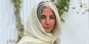 رویا جاویدنیا آیتم ترندی این روزها را به تن کرد! شما هم از کت شال‌دار غافل نشوید