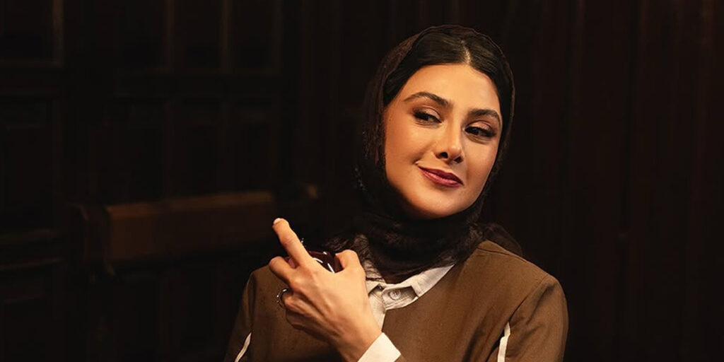 آزاده صمدی در تبلیغات جدیدش با استایل مینیمال جلب توجه کرد