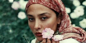 درگاهی با نگاهی معنادار و استایلی الهام‌گرفته از زنان جنوب، چشم‌ها را خیره کرد