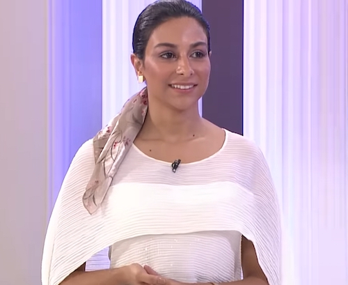 نفر اول زن روز