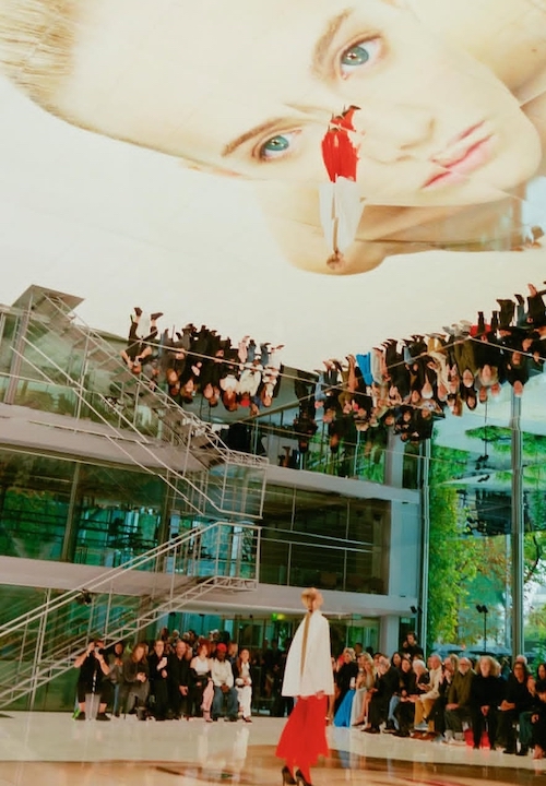 جزئیات هفته مد پاریس