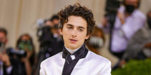 کیف هرمس نارنجی و ساعت ست؛ تیموتی دوباره همه را غافلگیر کرد!