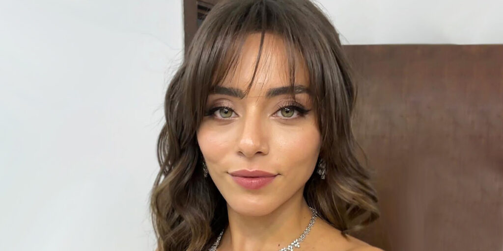 سیلا تورک‌اوغلو با این استایل‌های پاییزی، انگلیسی‌ها را دیوانه خود کرد!