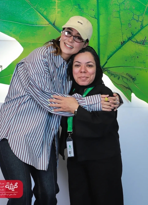 شومیز راه‌راه ساقی حاجی‌پور