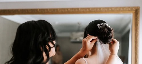 آرایشگاه عروس غیرحرفه‌ای