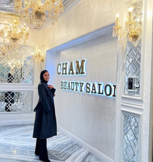 عاطفه کبیری، هیراستایلیست مشهور ایرانی