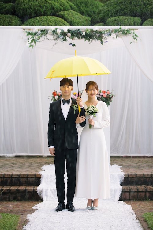 شین مین آ با لباس عروس