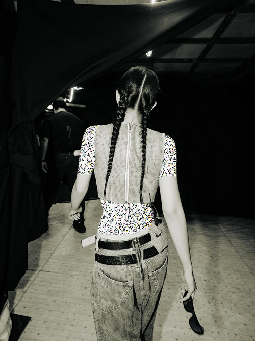 ترند کمربند در استایل کیم جنی