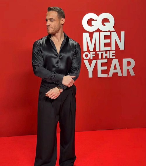 لباس ساتن کرم بورسین