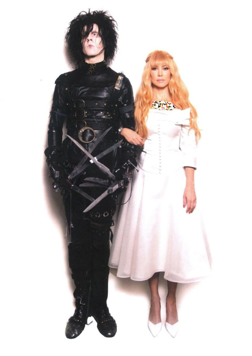 استایل‌های هالووینی کورتنی کارداشیان و همسرش